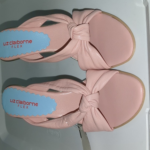 Liz Claiborne Flex leather high heel sandals - Picture 2 of 7